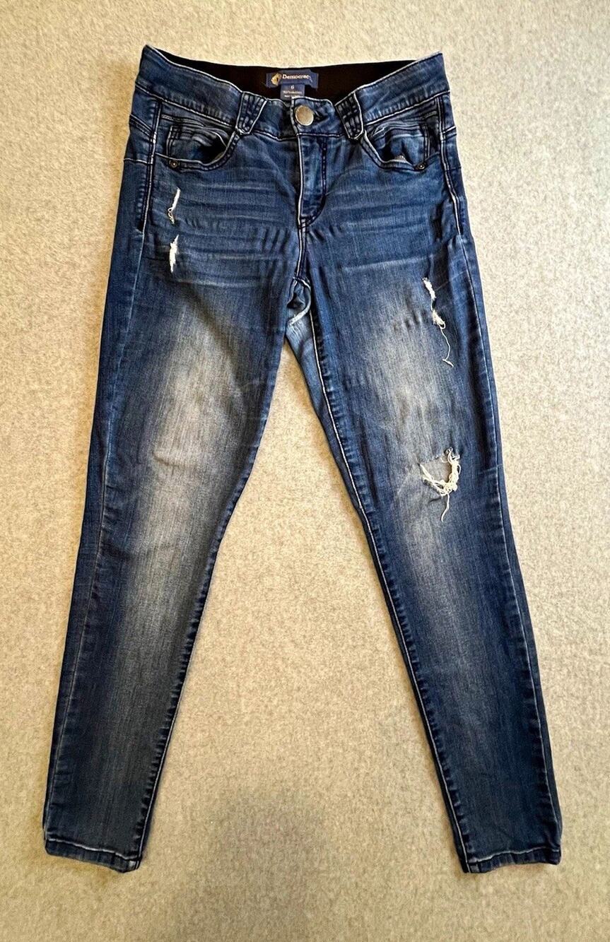 Democracy Absolution Womens 6 Blue Medium Wash Distressed Skinny Jeans